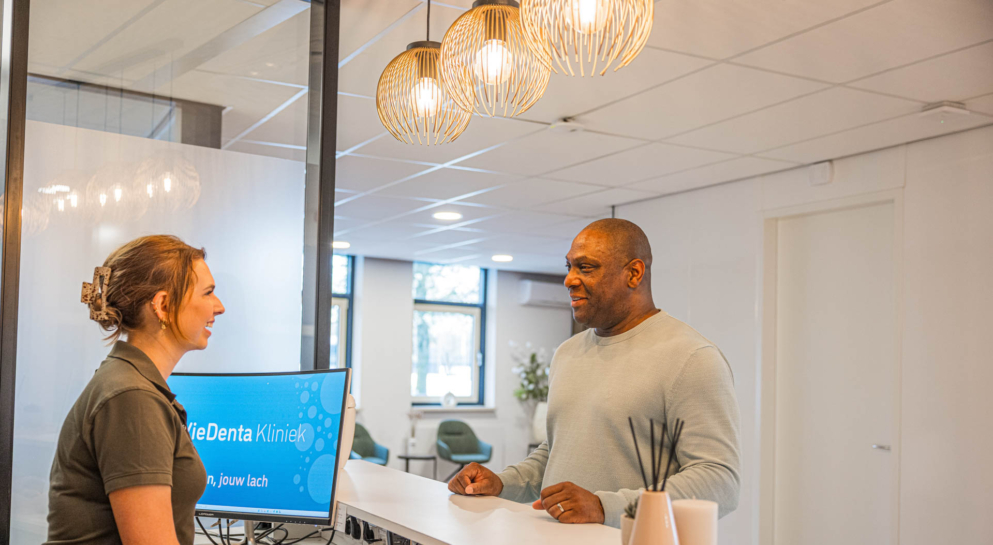 Patient aan de balie