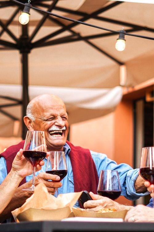 All-on-4 oudere mensen die genieten